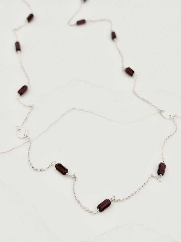 Colar Partes de Rodolita (Rodolita)