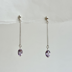 Brinco Violeta